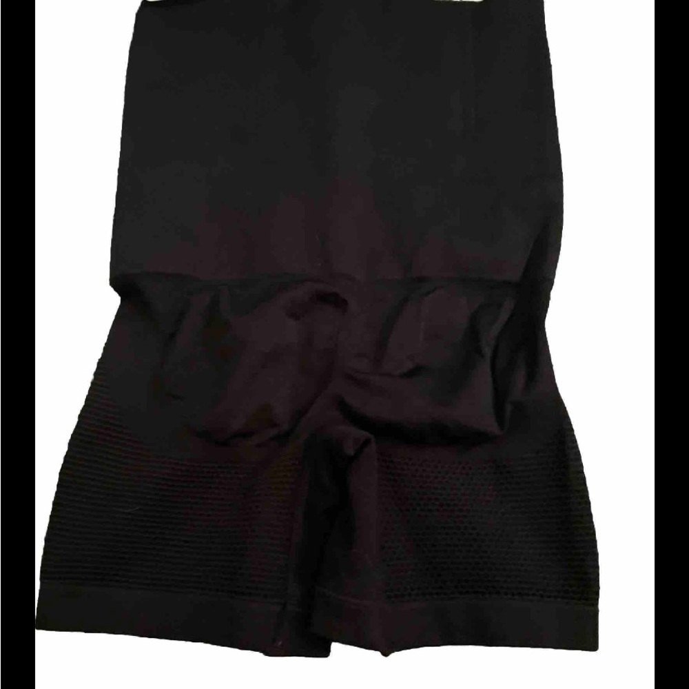 The Perfect Sculpt Black High Waisted seamless shape shorts